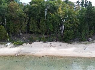 1321 Bayview Dr, Kewadin, MI 49648