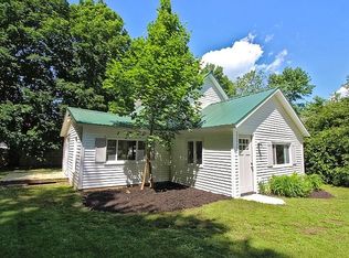 105 Hickory Hill Rd, Bennington, VT 05201