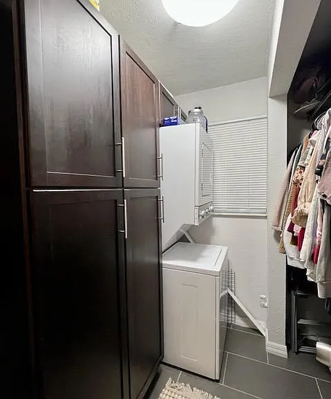 closet and washer/dryer with storage