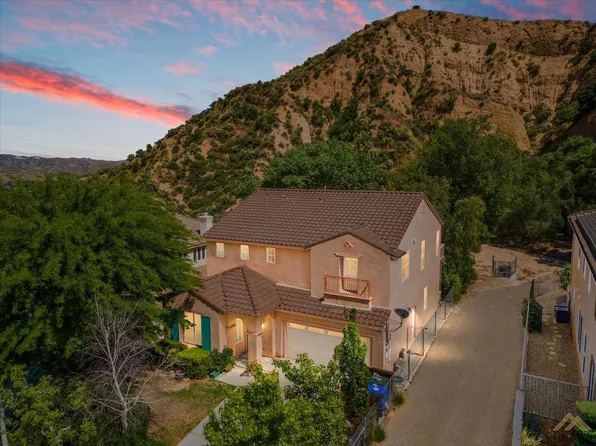 30310 June Rose Ct, Castaic, CA 91384