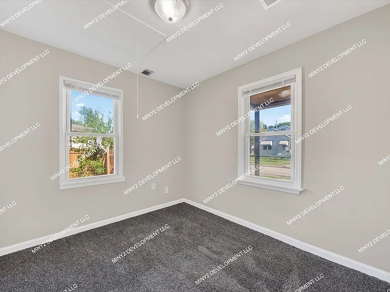 12862 Georgiana Ave — Photo 12