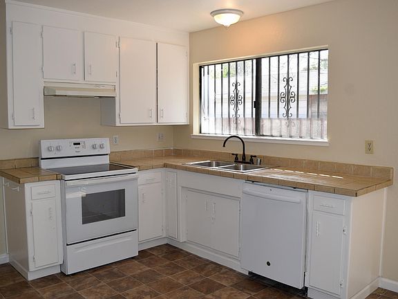 3rd image of 1206 G St #B