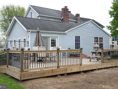 108 Pleasant St, New Oxford, PA, 17350