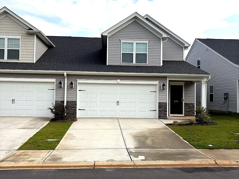 525 Winding Meadow Ln