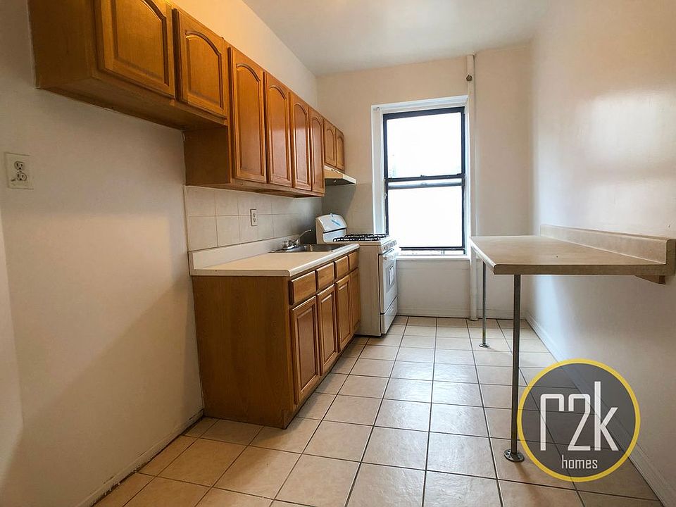 1st image of 2922 Hoyt Ave S APT 46