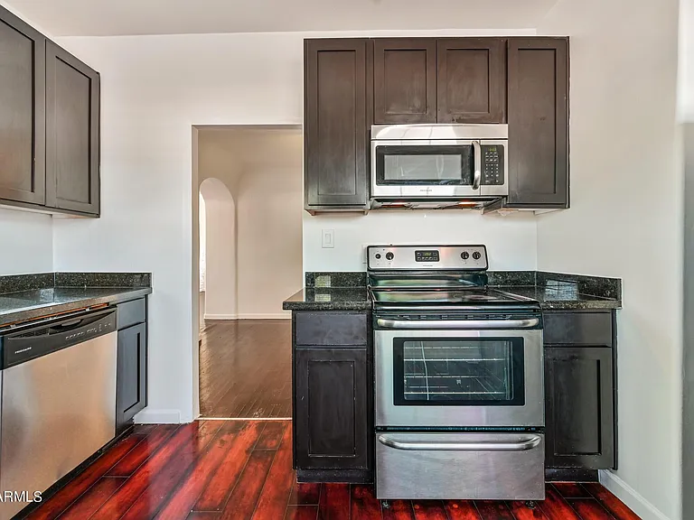 3949 E Earll Dr #14 — Photo 11