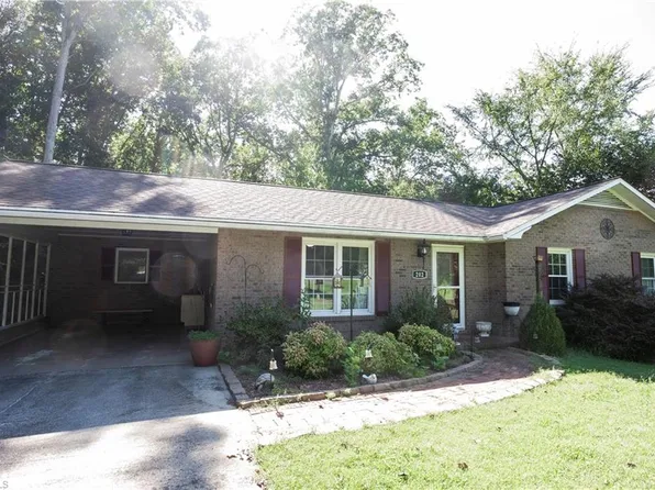202 W Church St, Mocksville, NC 27028