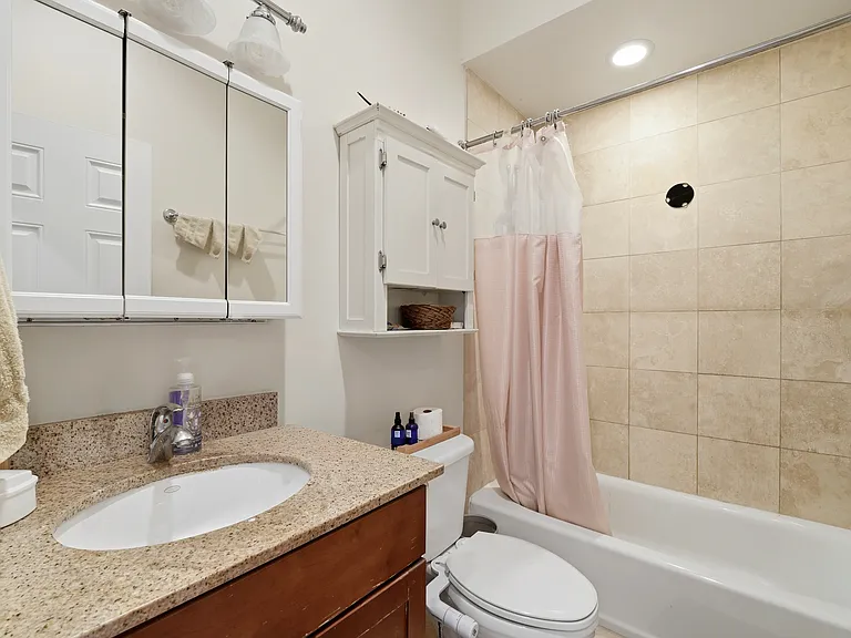 1725 W Ellen St #2R — Photo 11