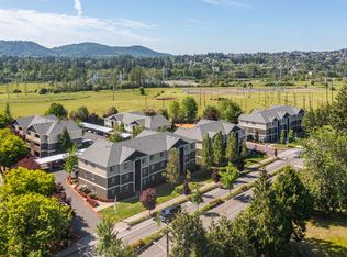 Powell Street Station, Gresham, OR 97030