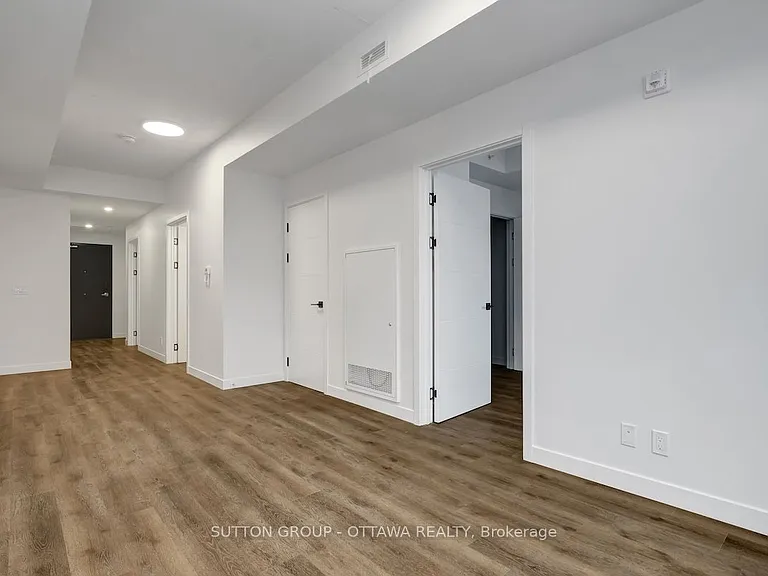 399 Winston Ave #401 — Photo 14