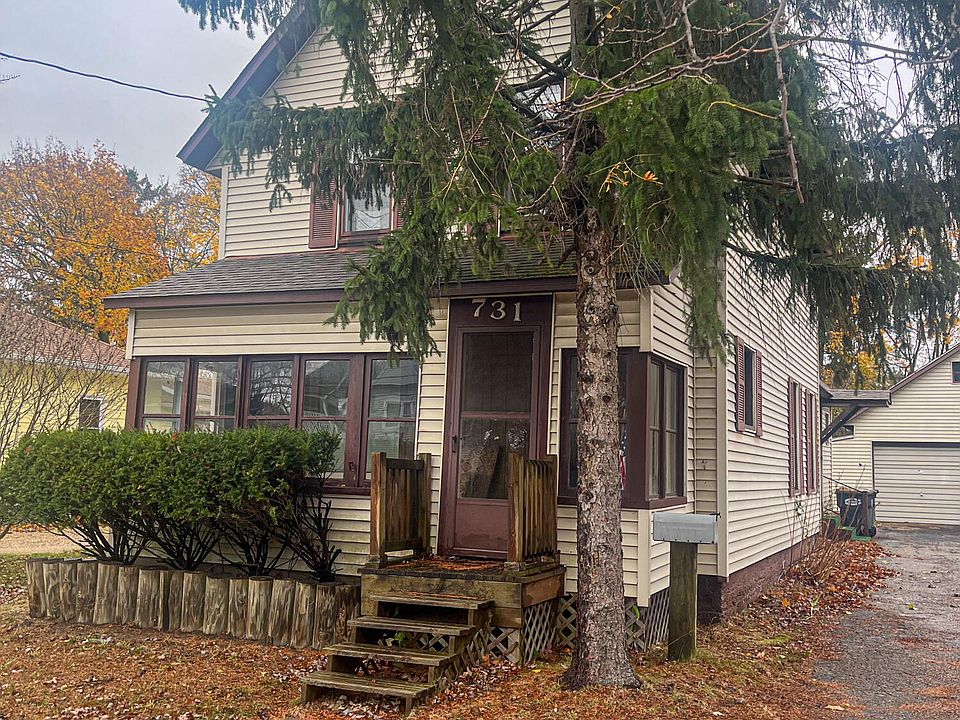 1st image of 731 Phillips St