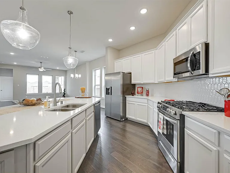 10707 Deer Path Dr — Photo 14