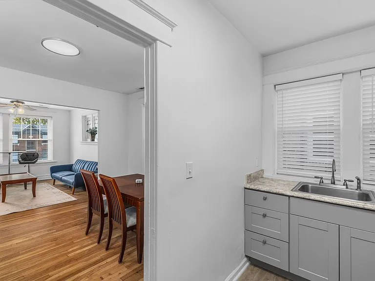 4509 Chouteau Ave #2W — Photo 8