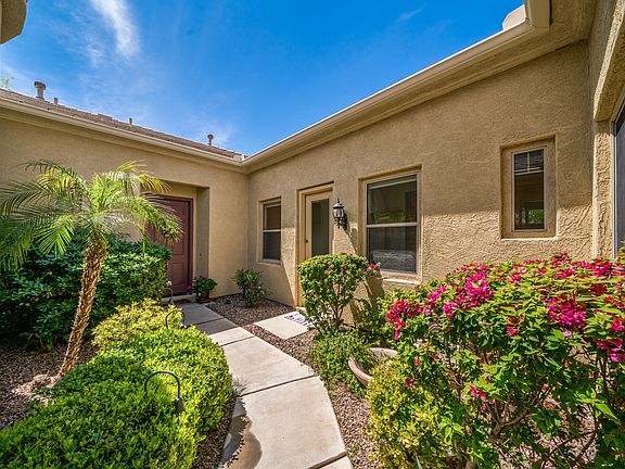 2nd image of 3029 E Turnberry Dr