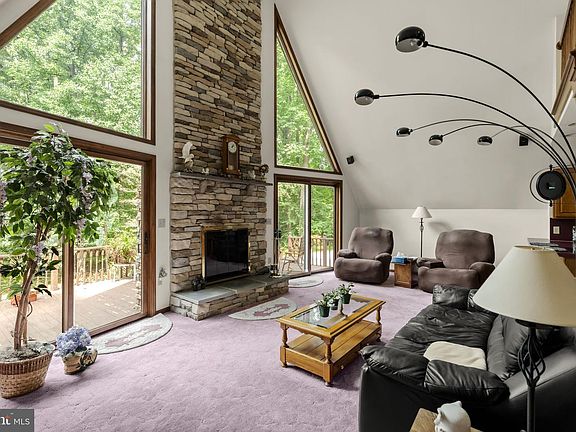 4th image of 117 Fawn Hollow Rd