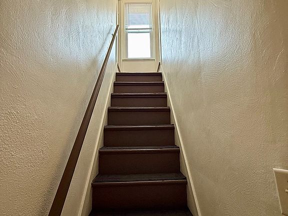 5th image of 245 Elmer Avenue