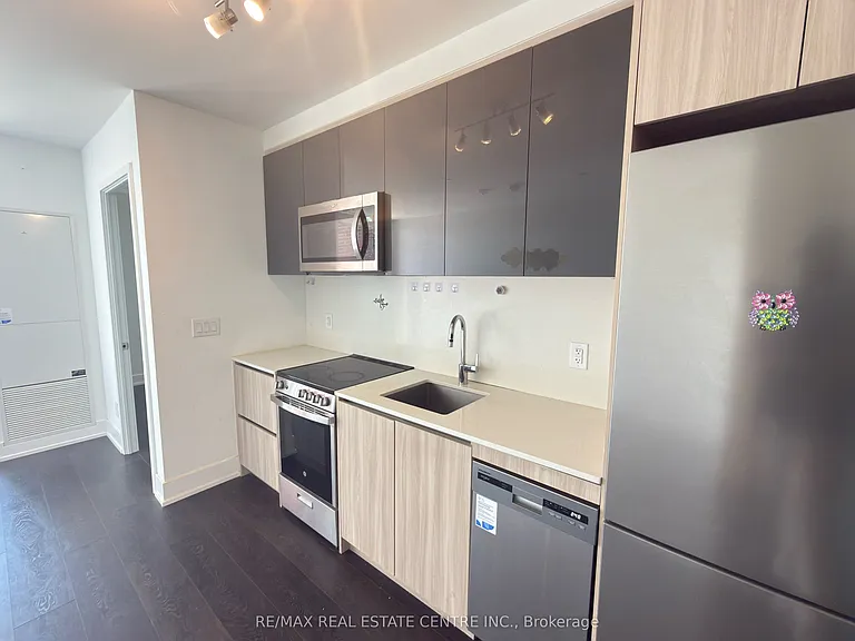 3100 Keele St #723 — Photo 5