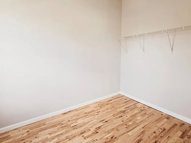 11 Rose Ave #1A — Photo 8