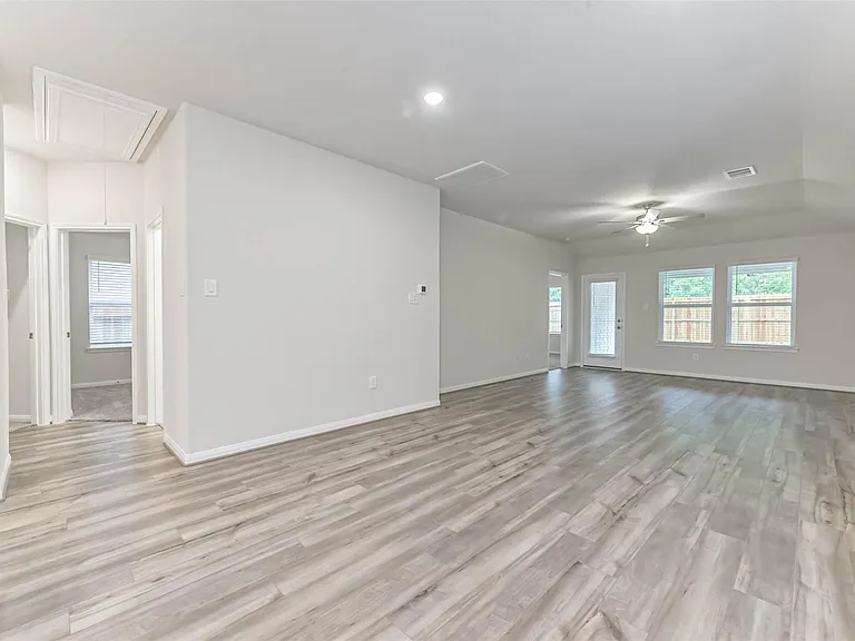 17590 Rosette Grass Dr — Photo 15