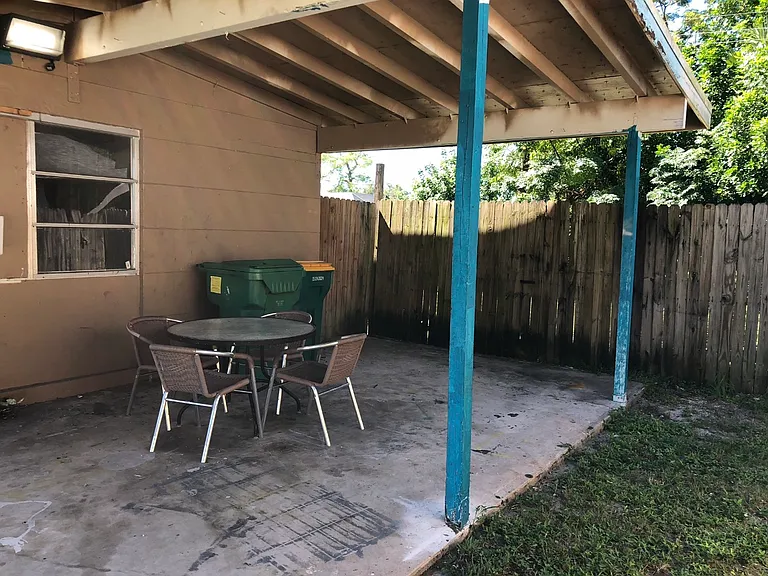 2733 Starlite Ln — Photo 7