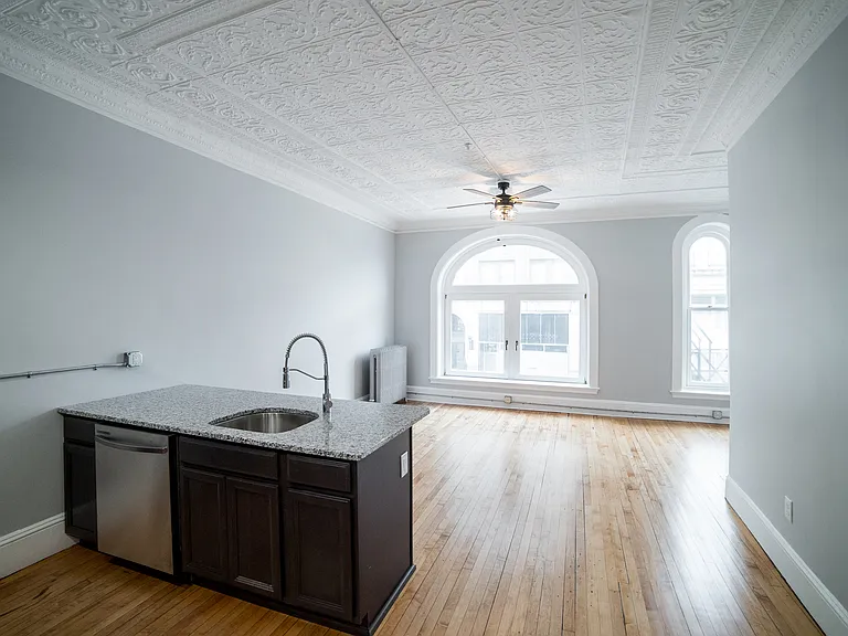 22 State St #2 — Photo 18