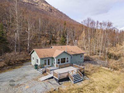 7300 Waterfall Dr, Eagle River, AK, 99577