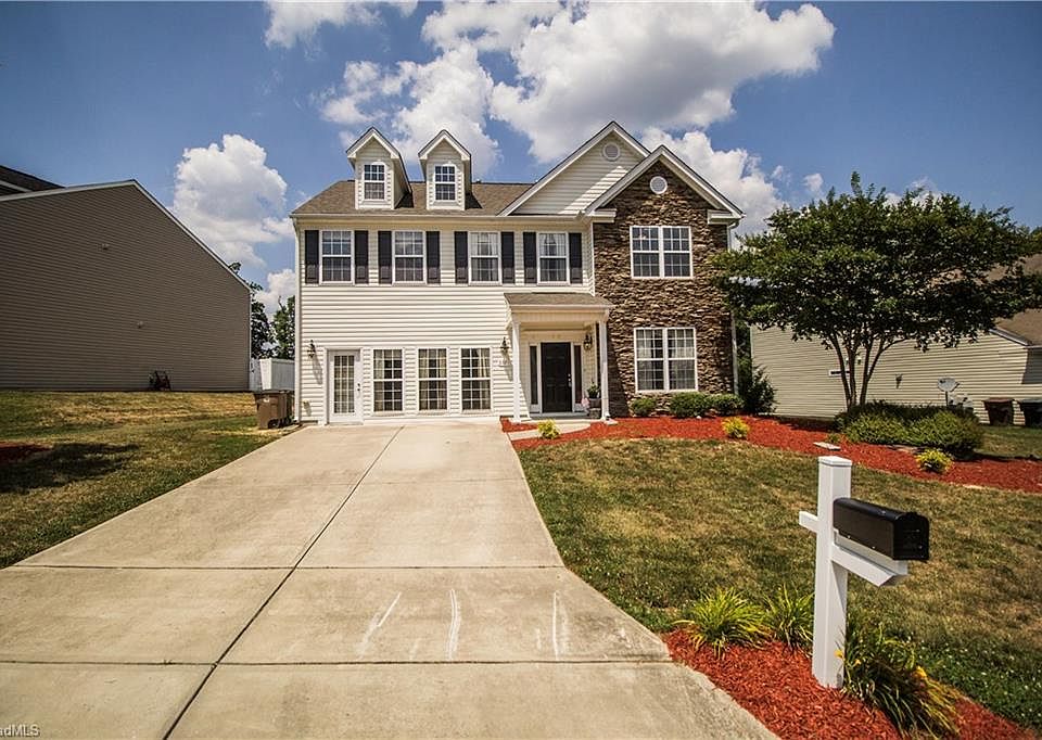 1st image of 5327 Ian Dr