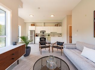155 Moilliet St S #405, Parksville, BC