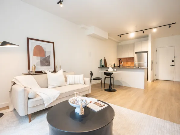 328 Pacific Avenue image 76 of 85