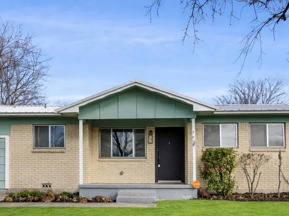 703 S 13th St, Copperas Cove, TX 76522