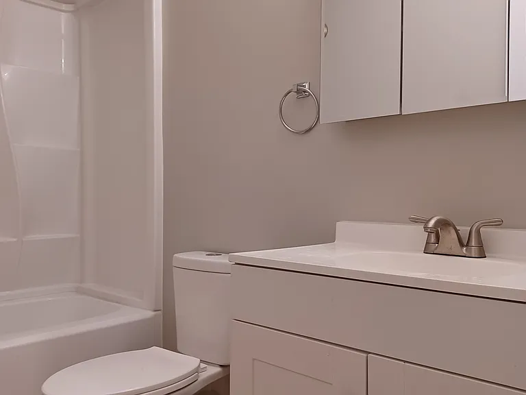 1040 Wicklow Dr — Photo 35