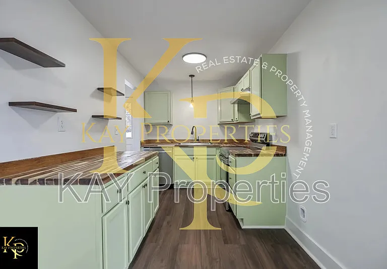 1207 Jackson St — Photo 10