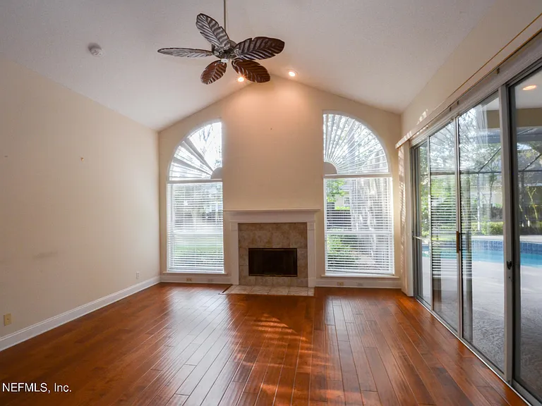 11712 Blackstone River Dr — Photo 2