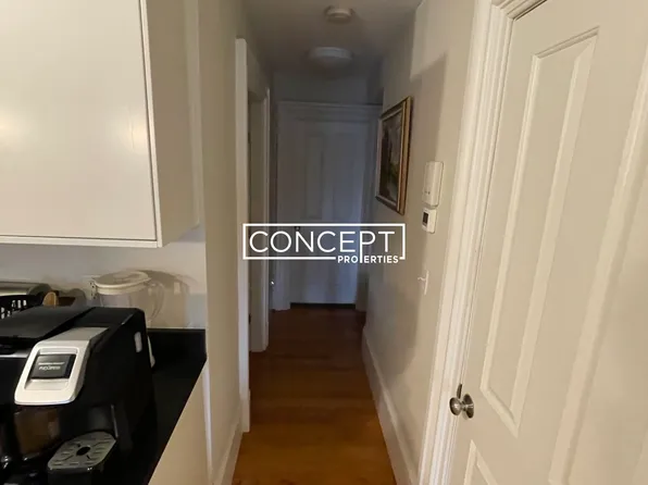 658 Massachusetts Ave, Boston, MA