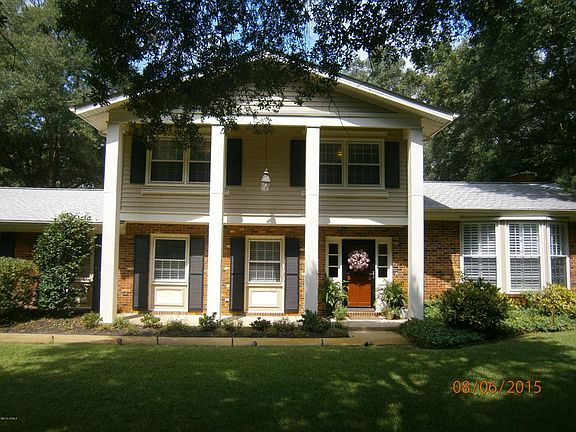 3rd image of 907 Lake N Shore Dr