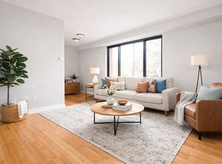 5388 Main St, Bethel Park, PA 15102