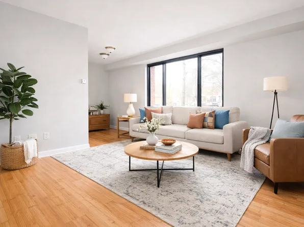 5388 Main St, Bethel Park, PA 15102