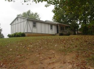168 Ed Everhart Rd, Winston Salem, NC 27107