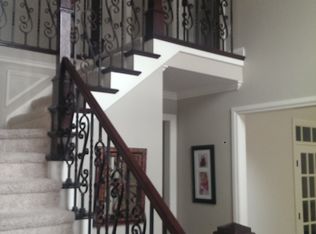 2083 Autumn Leaves Cir, Green Bay, WI 54313