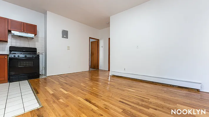 Rented by Nooklyn NYC LLC | media 19