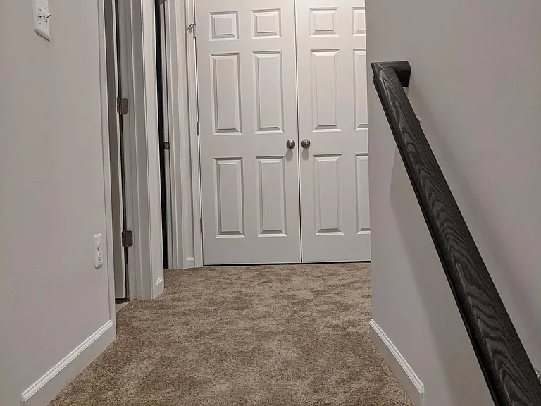 224 Parkland Dr — Photo 29