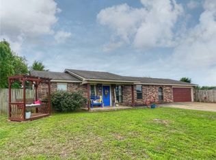 22 Meadowbrook Dr, Heavener, OK 74937