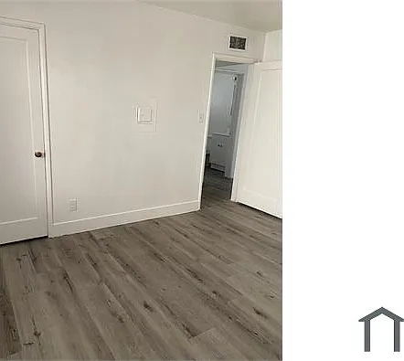1 bed, 500 sqft, $1,100 — Photo 2