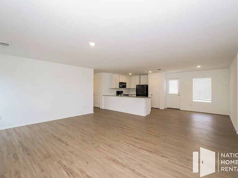 15025 Tejano St — Photo 3
