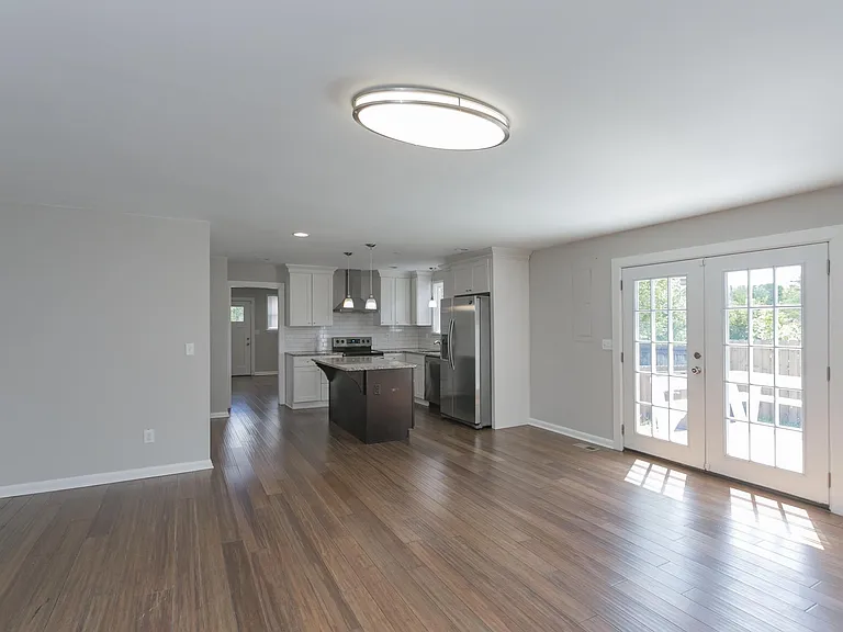 2308 Osage St — Photo 11
