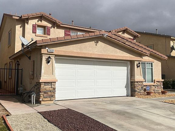 3rd image of 2633 Chicory Ln