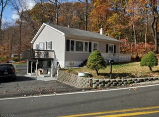 14 Northwestern Way, Hopatcong, NJ 07843
