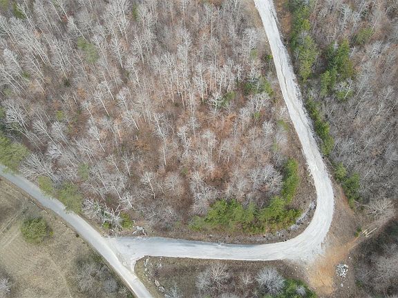 5th image of 1206 Tateville Antioch Rd