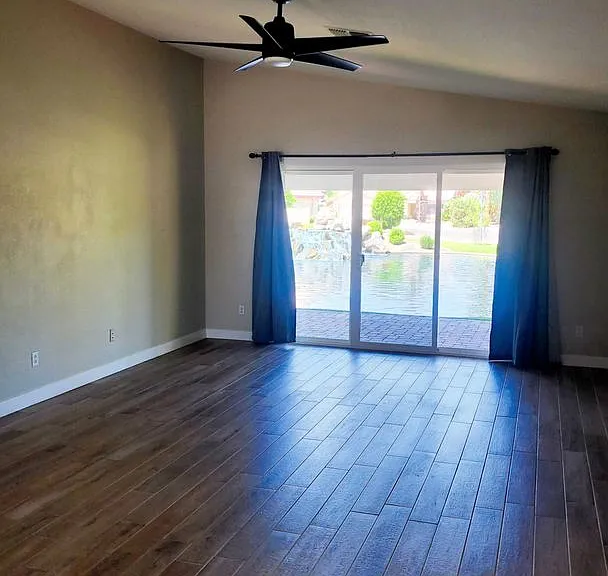 1382 E Butler Cir — Photo 13