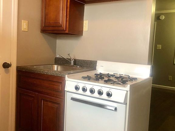 4th image of 1416 Townley Dr APT K